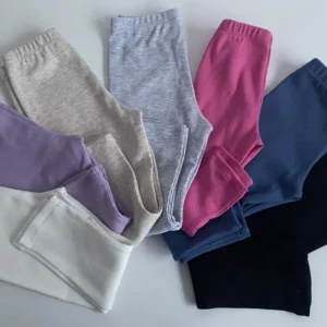 Legginsy z dzianiny prążkowanej legginsy dziecięce mojewykroje