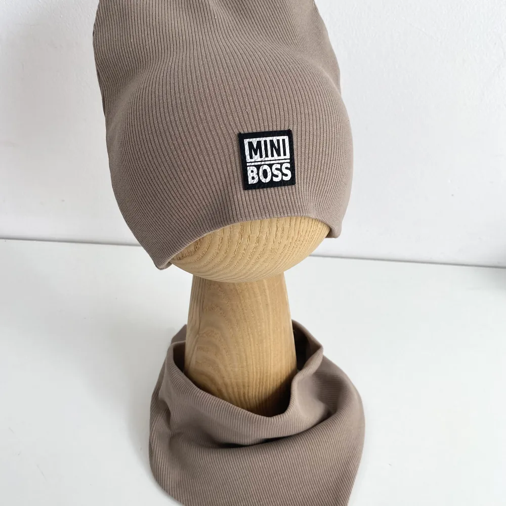 Czapka smerfetka i chusta Czapka smerfetka i chusta zestaw dziecięcy handmade mojewykroje
